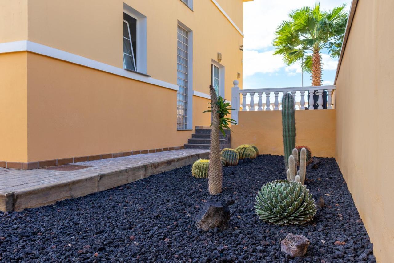 Flatguest Villa Veneguera San Bartolomé Exteriör bild